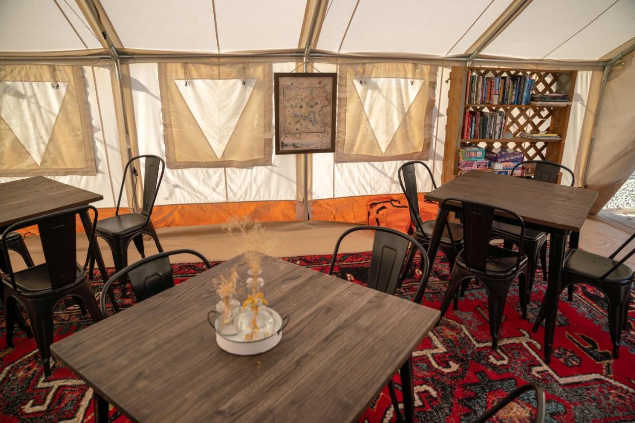 גרדינר Dreamcatcher Tipi Hotel מראה חיצוני תמונה