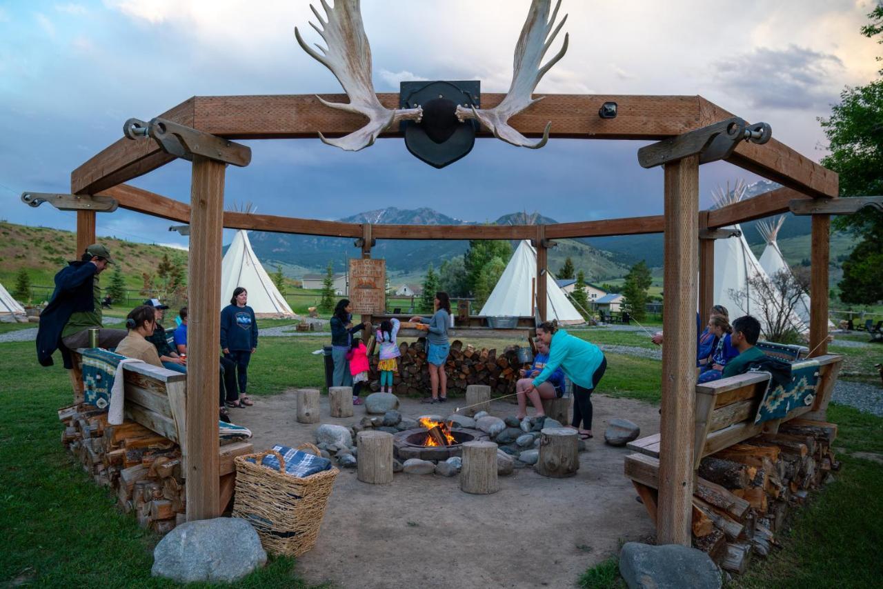 גרדינר Dreamcatcher Tipi Hotel מראה חיצוני תמונה