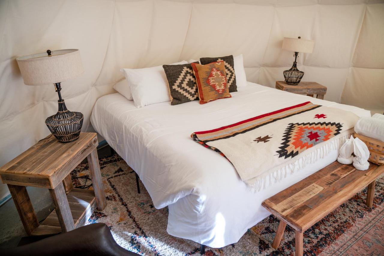 גרדינר Dreamcatcher Tipi Hotel מראה חיצוני תמונה