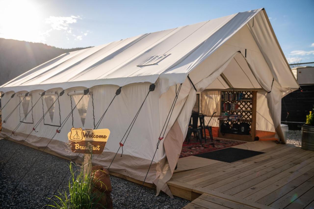 גרדינר Dreamcatcher Tipi Hotel מראה חיצוני תמונה