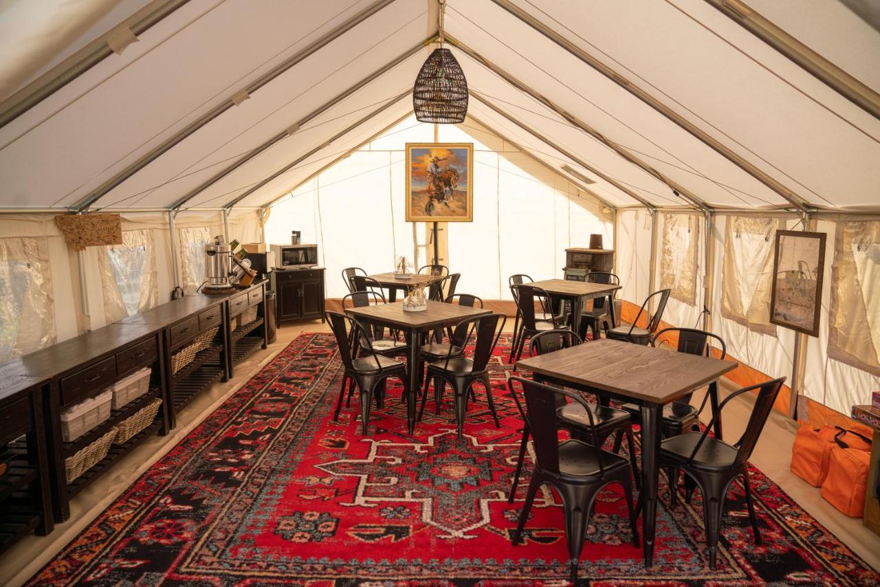 גרדינר Dreamcatcher Tipi Hotel מראה חיצוני תמונה
